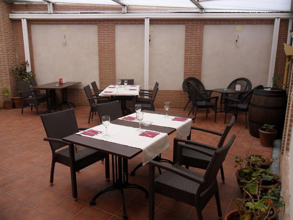 Hostal El Descanso Madri Exterior foto