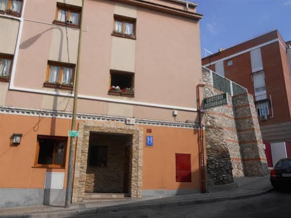 Hostal El Descanso Madri Exterior foto